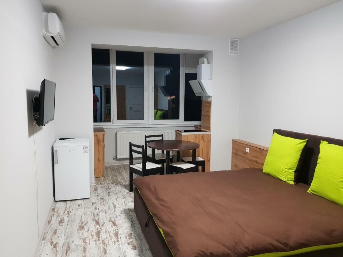 Silver Star Apartment 40B Ужгород Екстериор снимка
